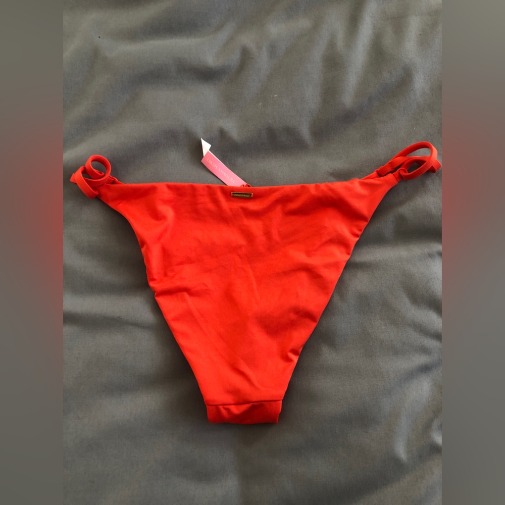 NWT Victoria’s Secret Rio Bikini Bottoms